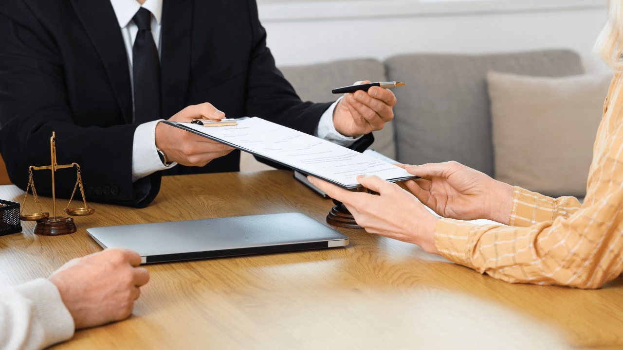 how to choose a divorce attorney for your family law case