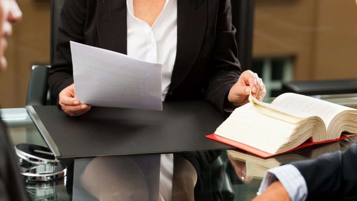 What Questions to Ask When Interviewing a Family Law Attorney?